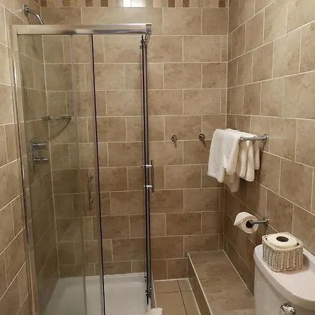 O'neills Victorian Pub & Townhouse Guest house