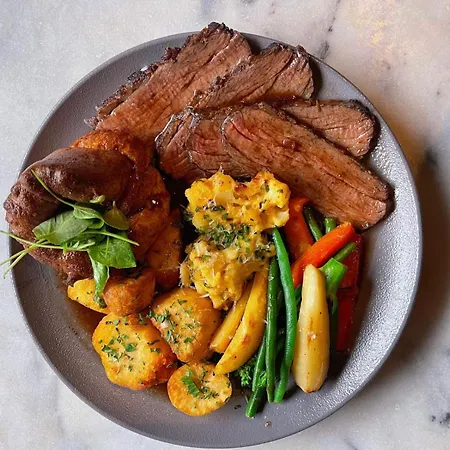 O'neills Victorian Pub & Townhouse