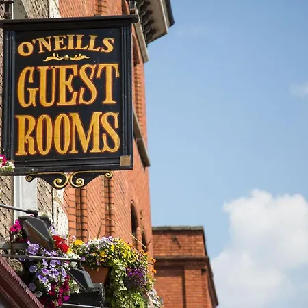Konukevi O'neills Victorian Pub & Townhouse 3*