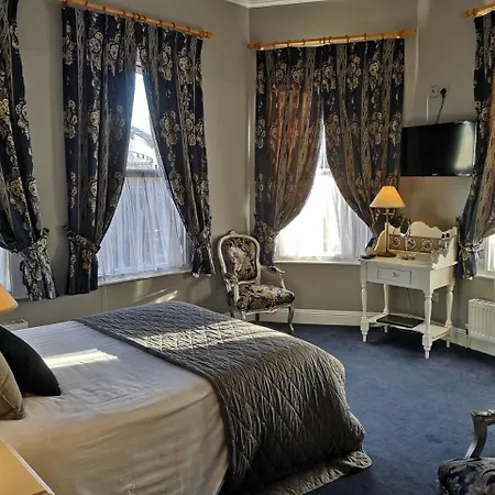 O'neills Victorian Pub & Townhouse