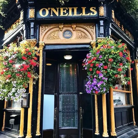 O'neills Victorian Pub & Townhouse دبلن