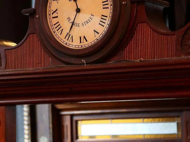 בית הארחה O'neills Victorian Pub & Townhouse 4*