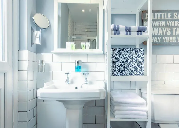 O'neills Victorian Pub & Townhouse בית הארחה