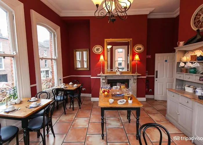 O'neills Victorian Pub & Townhouse 4*