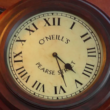 招待所 欧尼尔斯维多利亚酒吧及联排别墅酒店