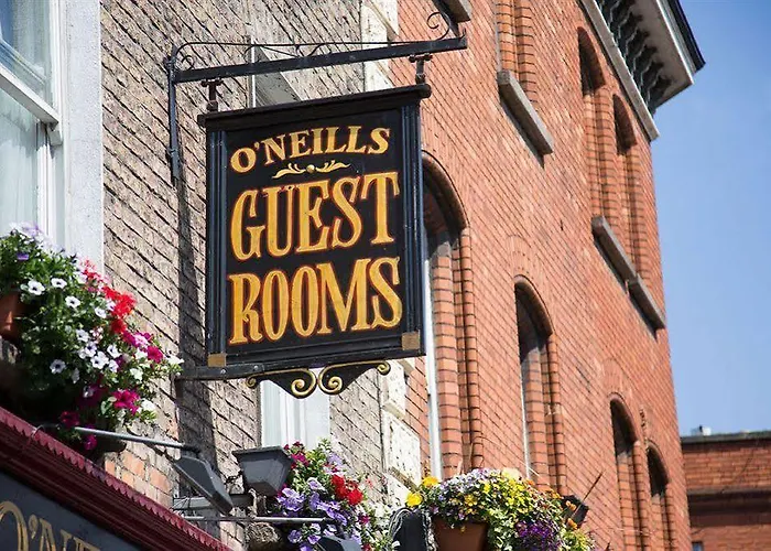 Гостевой дом O'neills Victorian Pub & Townhouse 4*